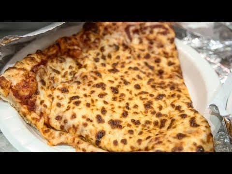 コストコのピザが美味しい理由　This Is Why Costco's Pizza Is So Delicious