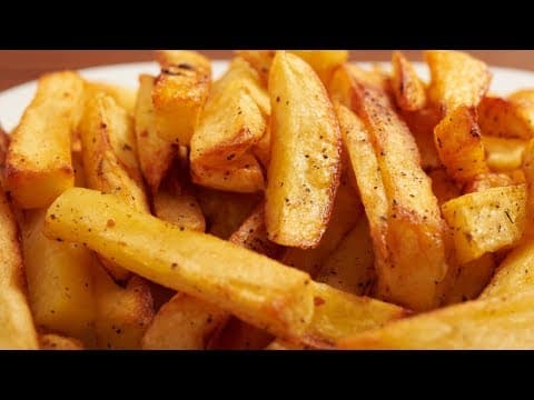 しなったフライドポテトをカリッと生き返らせる方法！（The Secret To Reheating Fries）