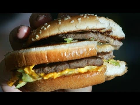 【英語で雑学】朝マックに普通の「ハンバーガー」がない理由とは？