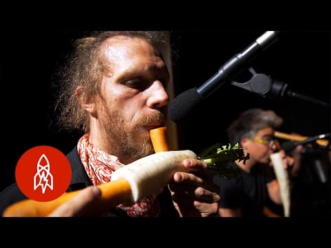 本当に野菜で演奏する野菜オーケストラ　The Vegetable Orchestra Literally Plays with Their Food